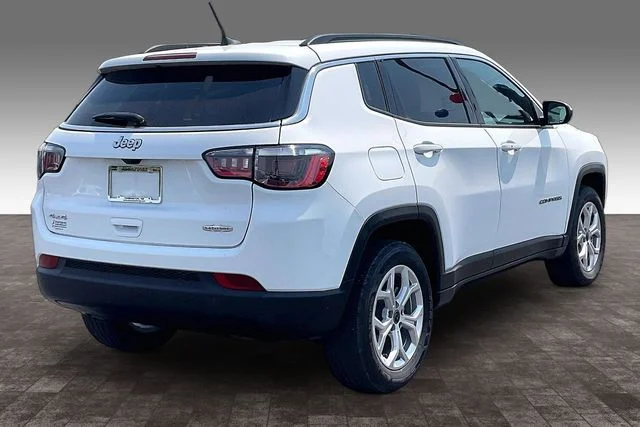 Certified Used 2025 White Jeep Latitude image 2