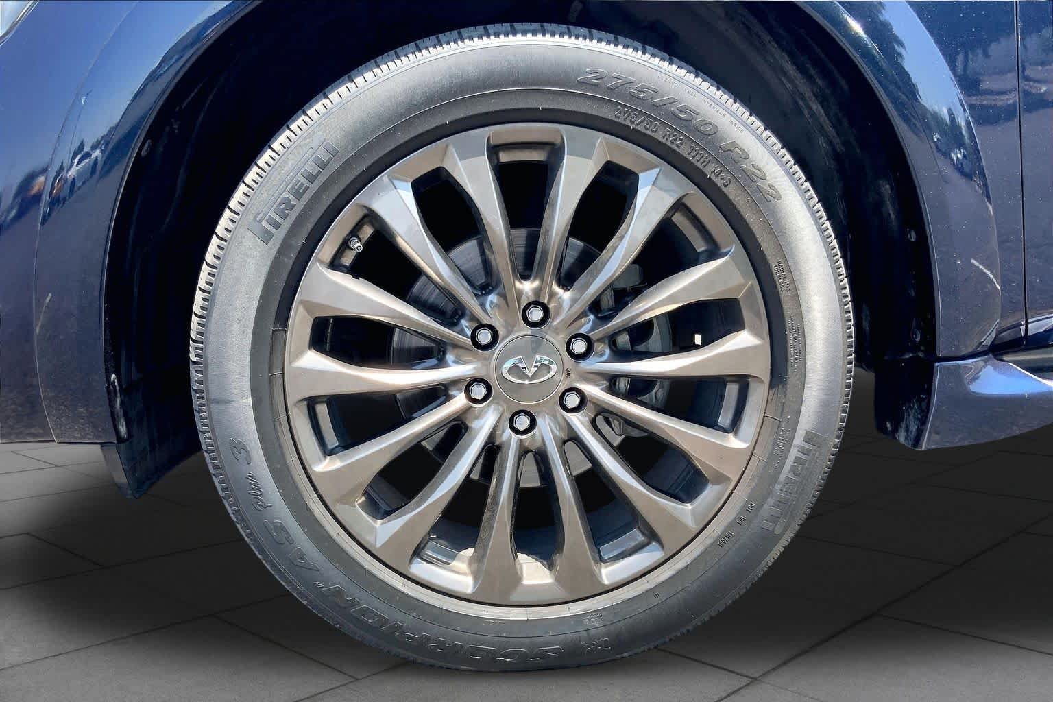 Used 2017 Hermosa Blue INFINITI Limited image 11