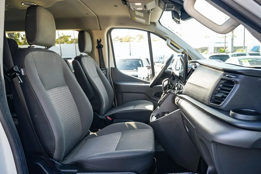 2023 Ford Transit Passenger Van XLT - Photo 17