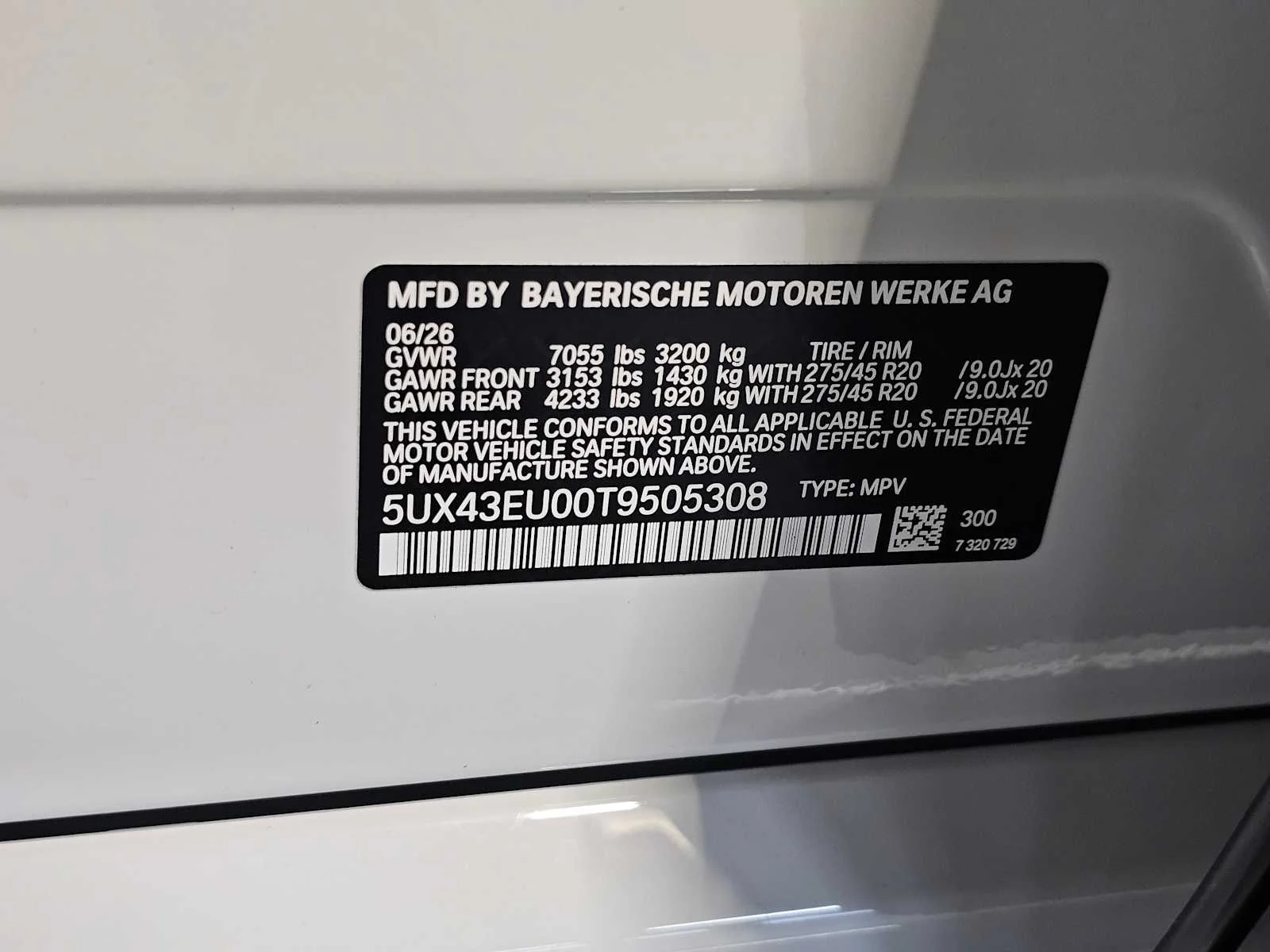 New 2026 Alpine White BMW xDrive50e image 34