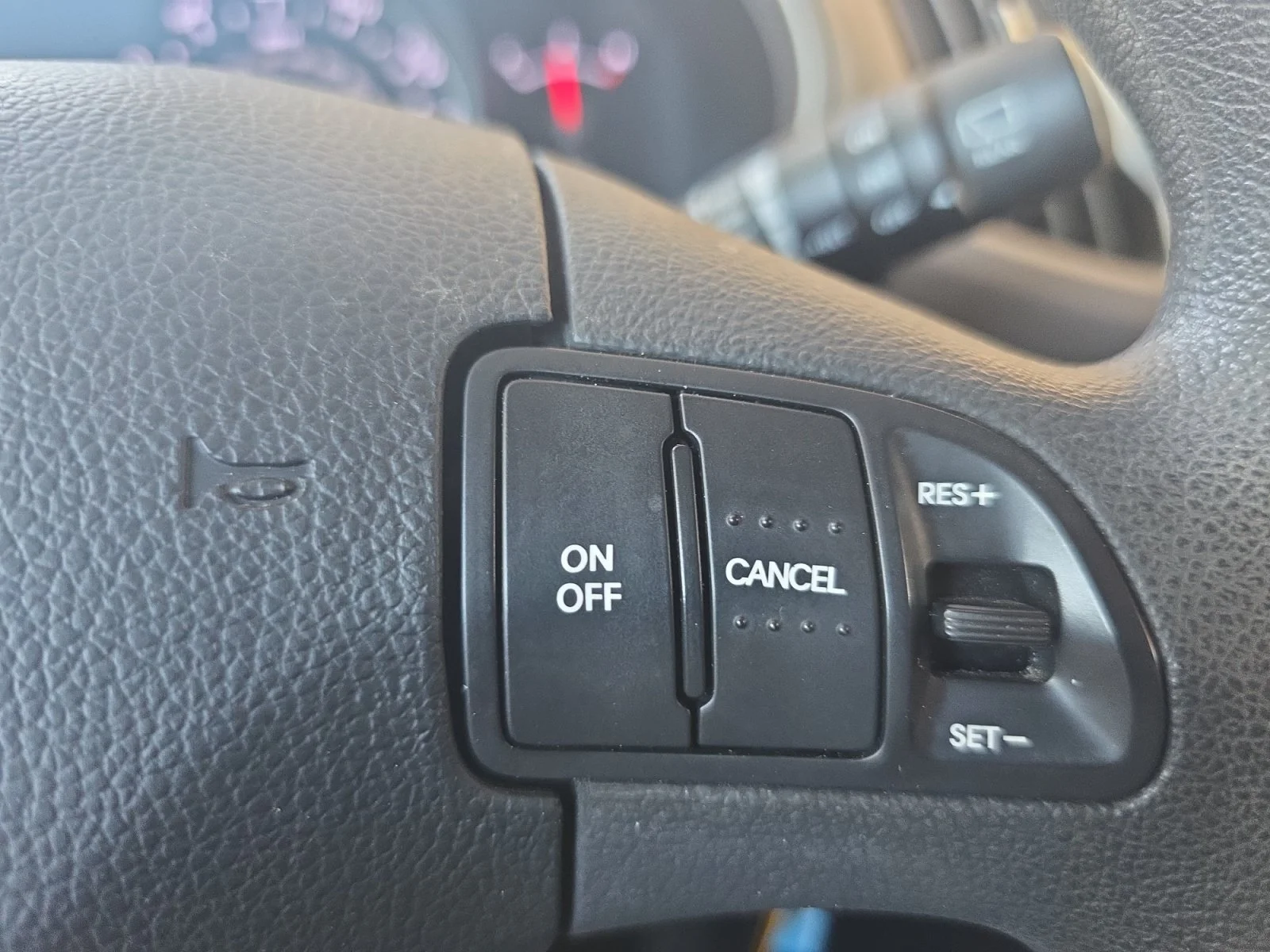 Used 2015 Bright Silver Kia LX image 22
