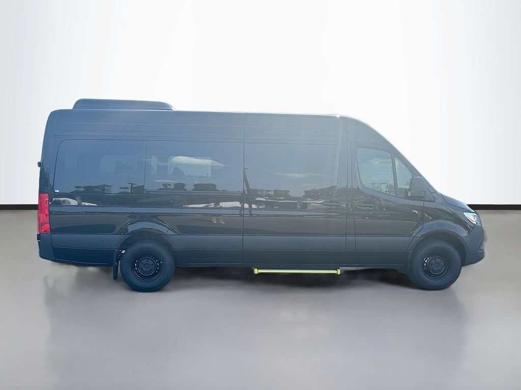 New 2026  Mercedes-Benz Passenger 170 WB image 7