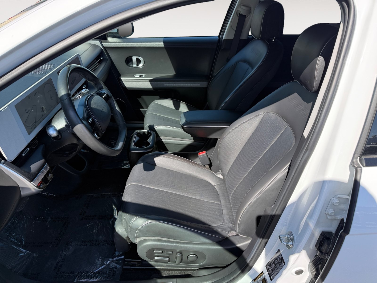 Used 2024 White Hyundai Limited image 10