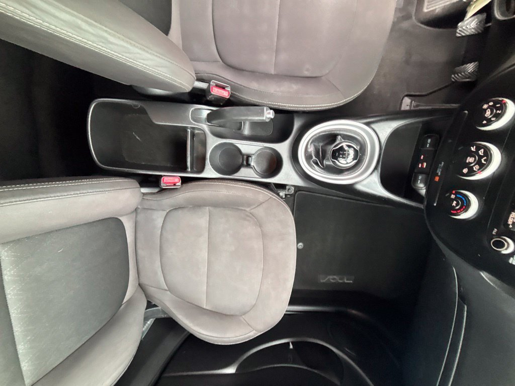 Used 2016 Black Kia Base image 15