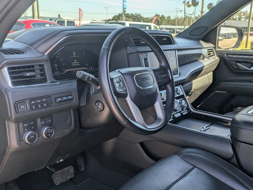 Used 2023 Onyx Black GMC Denali image 34