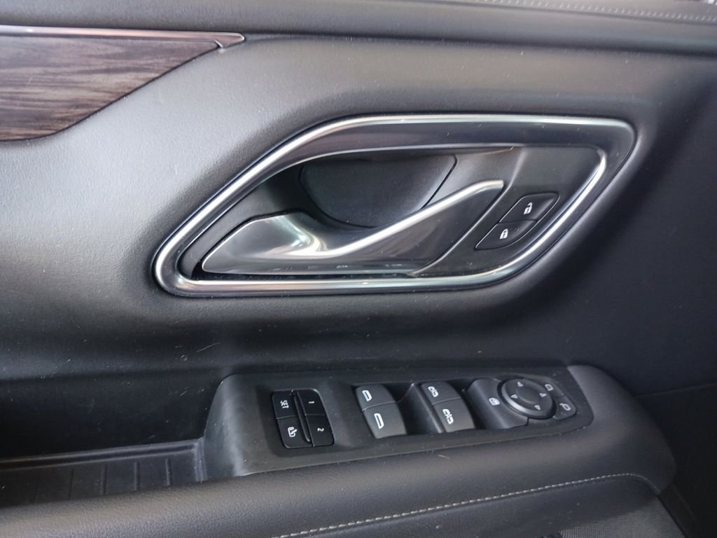 Used 2021 Black Chevrolet LT image 31