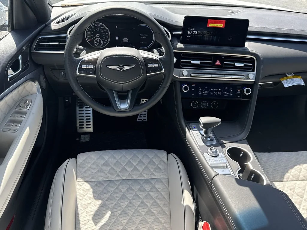 2025 GENESIS G70 Sport Advanced - Photo 24