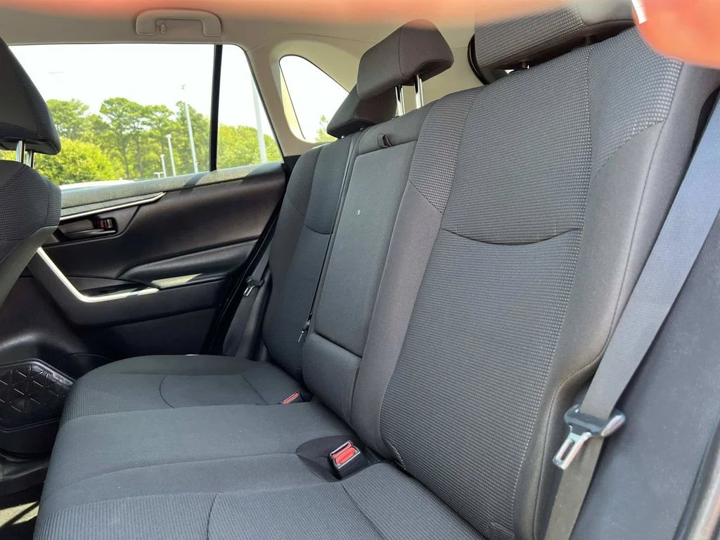 Used 2021 White Toyota LE image 13