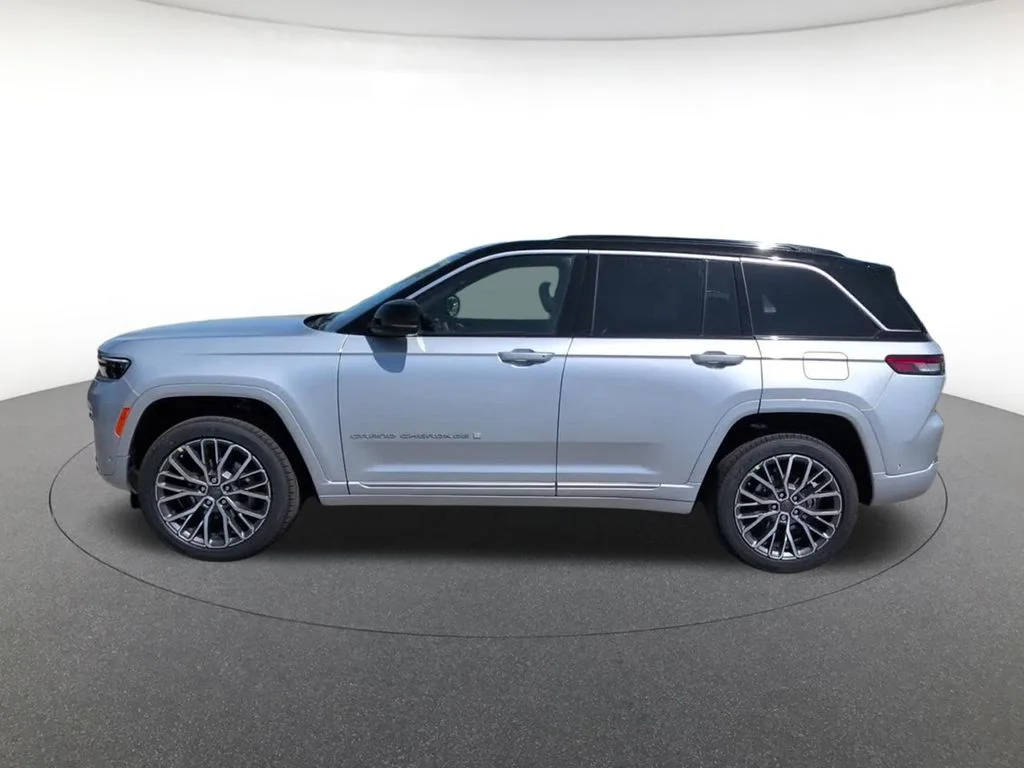 2026 Jeep Grand Cherokee Summit - Photo 13