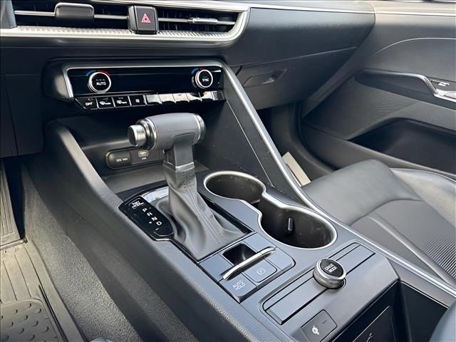 Used 2023 Wolf Gray Kia GT-Line image 22