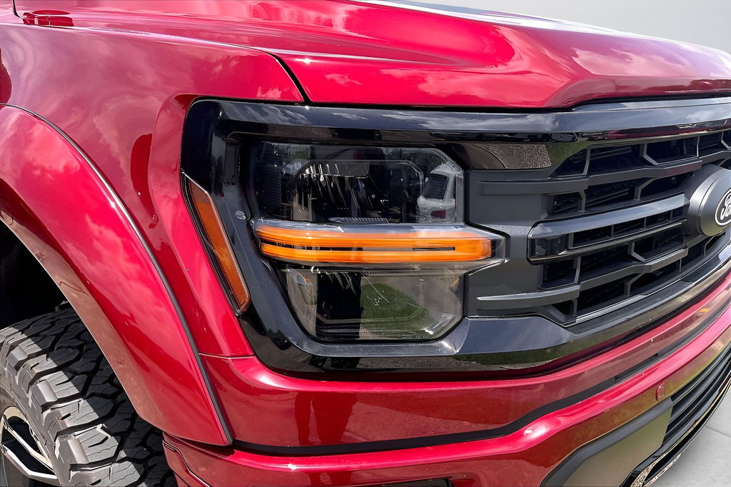 New 2026 Ruby Red Metallic Tinted Clearcoat Ford XLT image 23