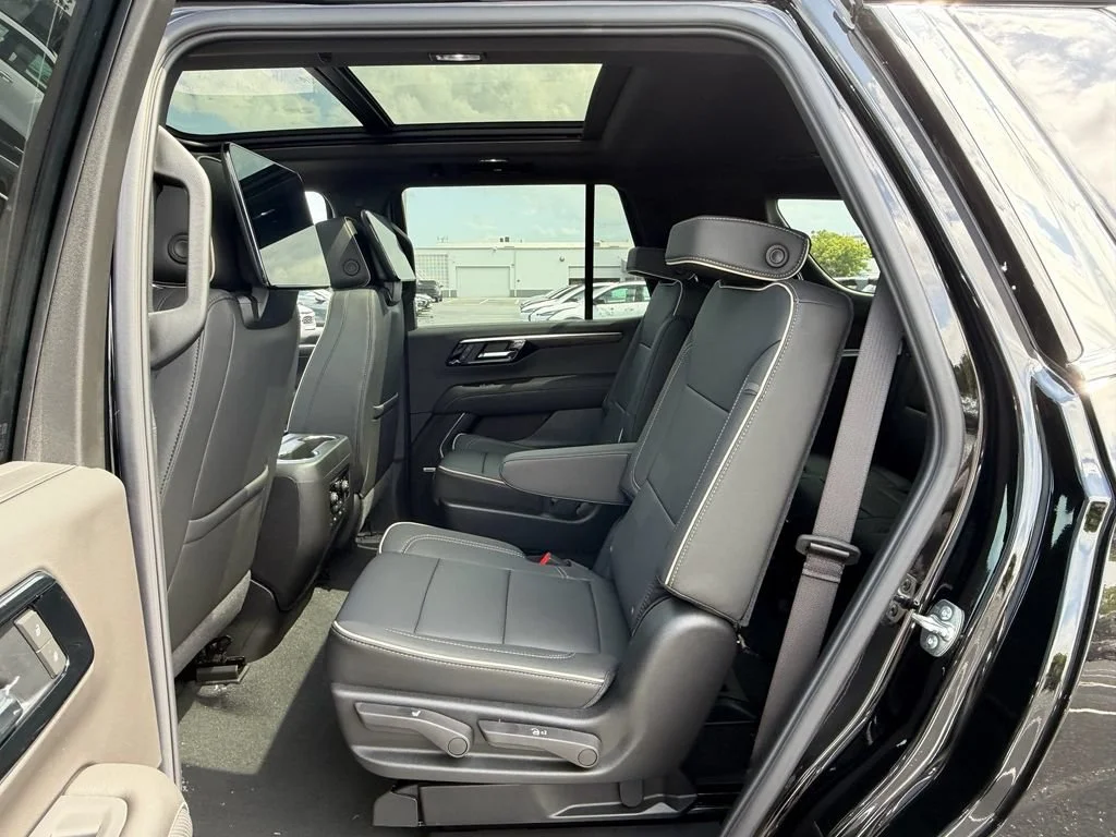 2026 Chevrolet Tahoe Premier - Photo 12