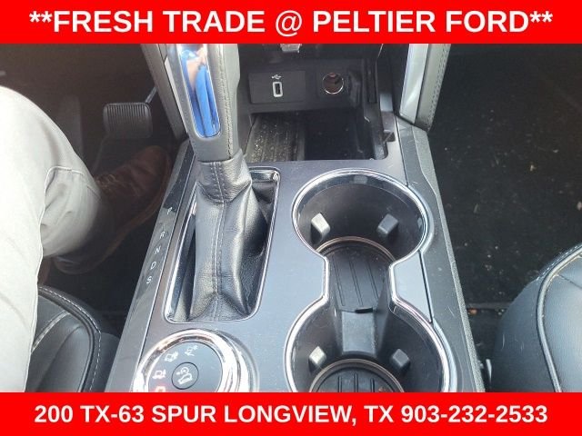 Used 2018 Black Ford Platinum image 21