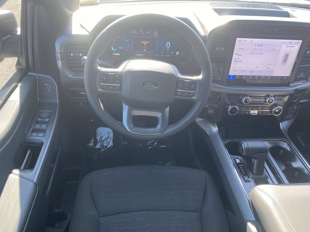 New 2026 Avalanche Ford XLT image 10