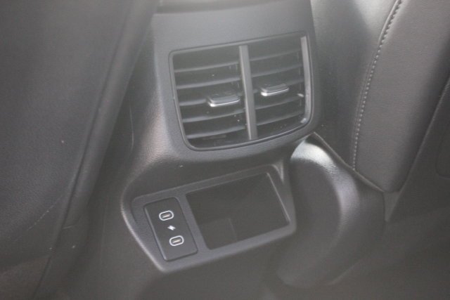 Used 2024 White Kia SX image 26
