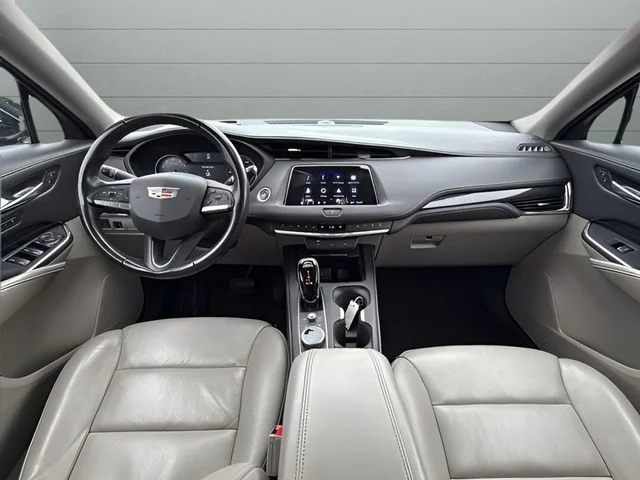 2023 Cadillac XT4 Premium Luxury - Photo 10