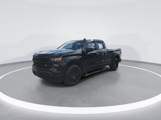 Used 2024 Black Chevrolet Custom image 4