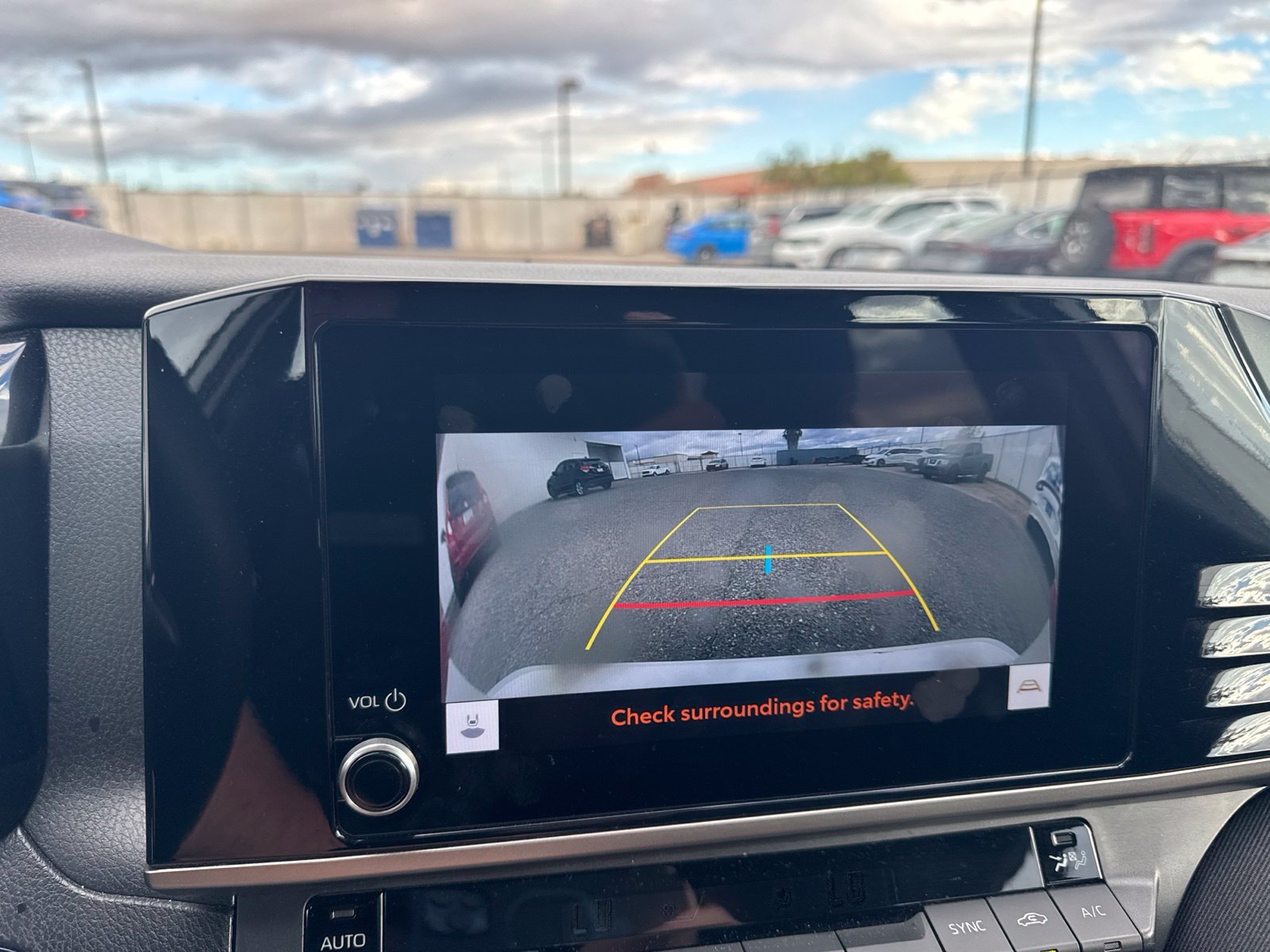 Used 2025 Ice Cap Toyota LE image 13