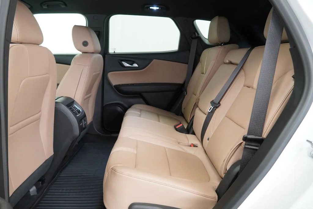 Used 2025 Beige Chevrolet Premier image 10
