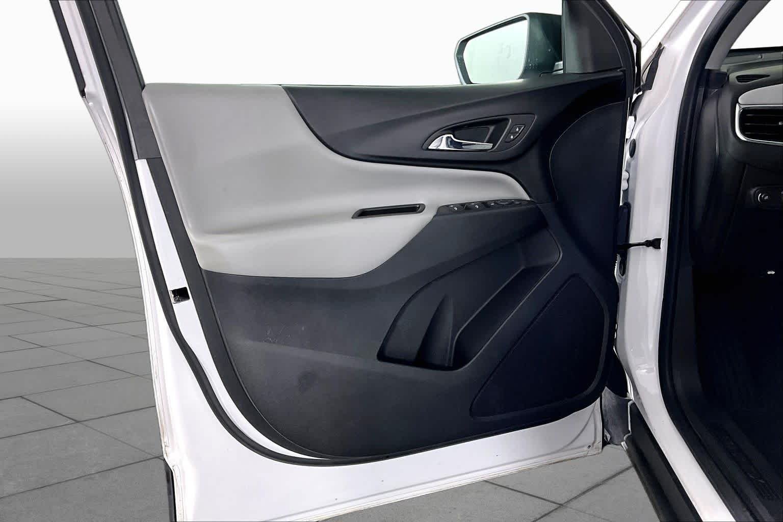 Used 2023 Summit White Chevrolet LS image 20