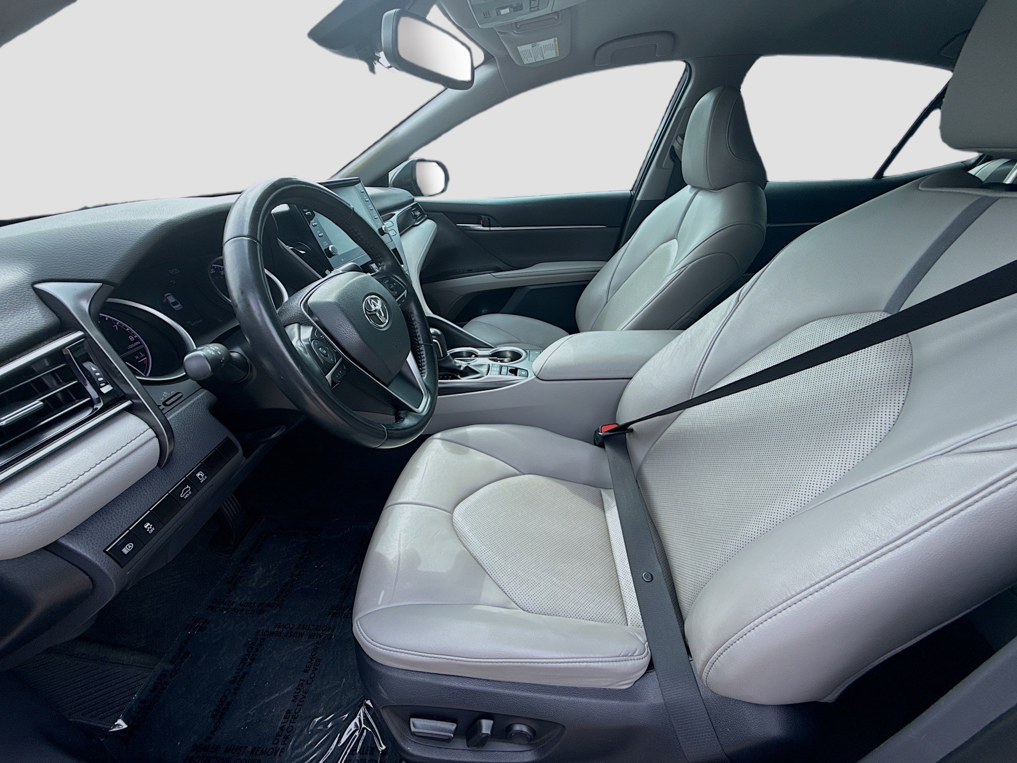 Used 2023 Predawn Gray Mica Toyota XLE image 15