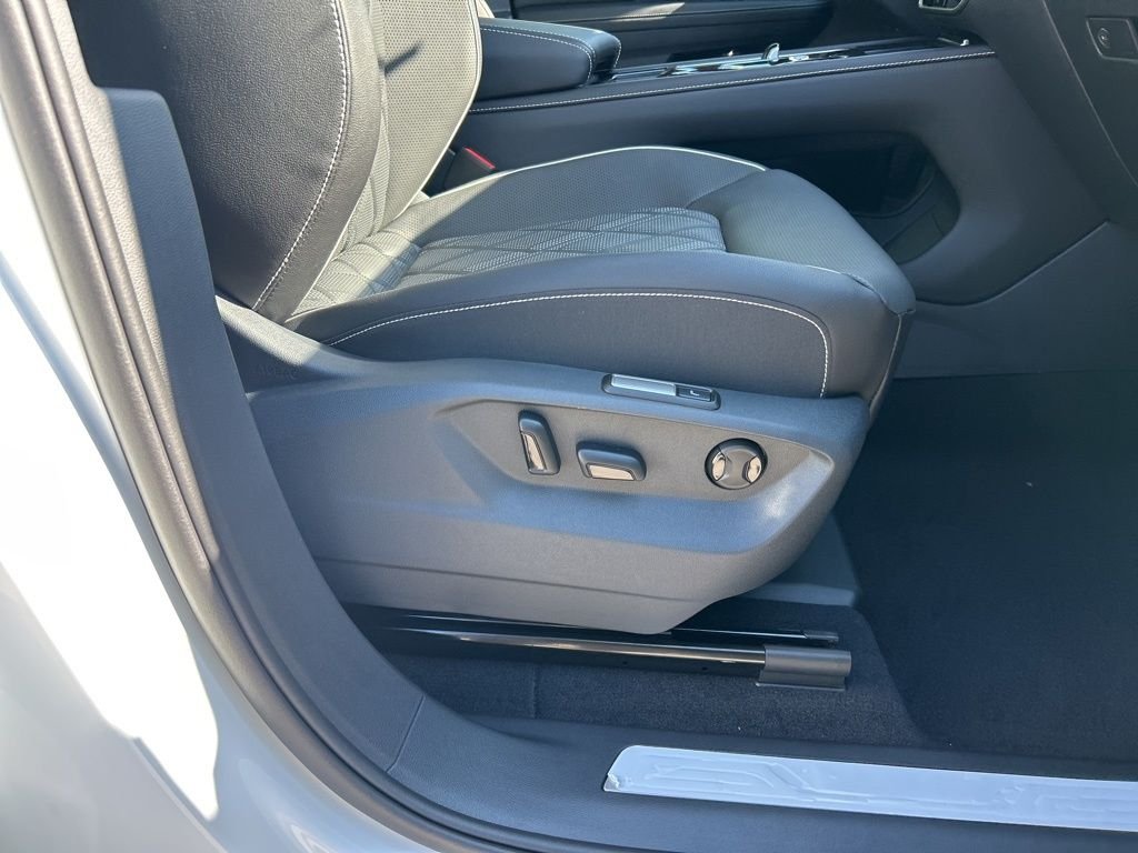 New 2026 White Volkswagen 2.0T SEL Premium R-Line image 45