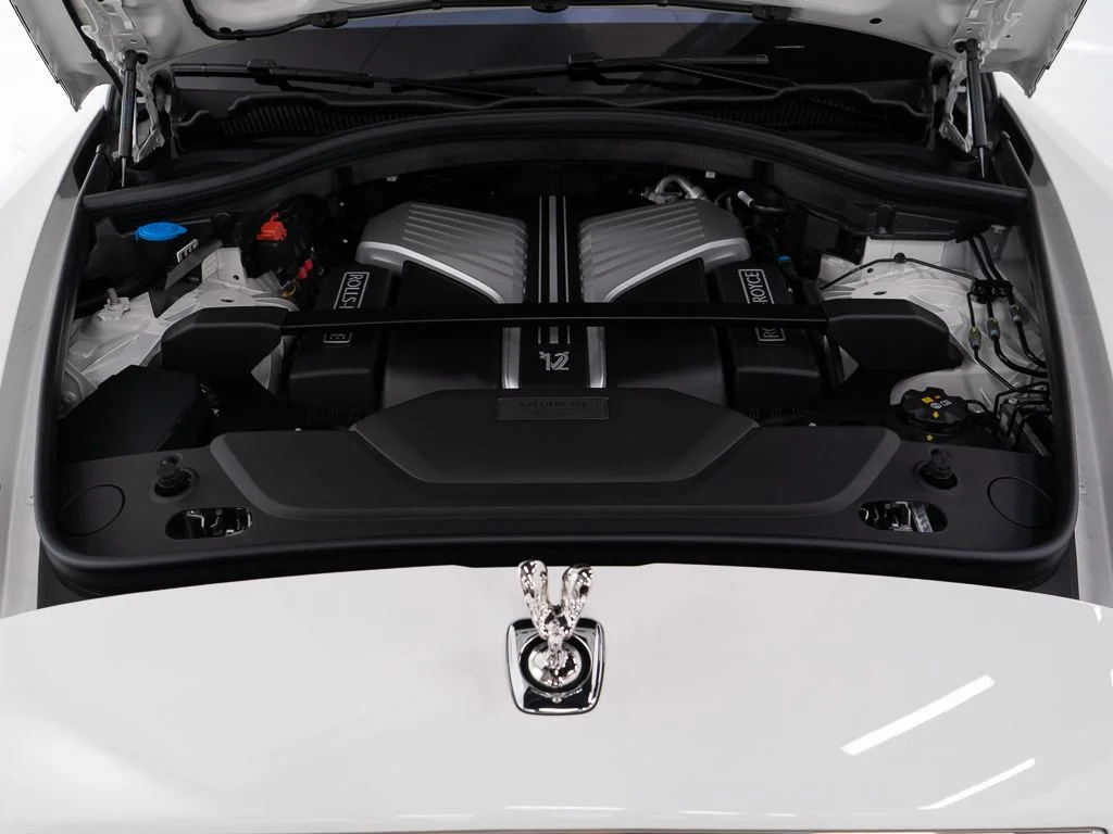 New 2026 English White Rolls-Royce  image 52