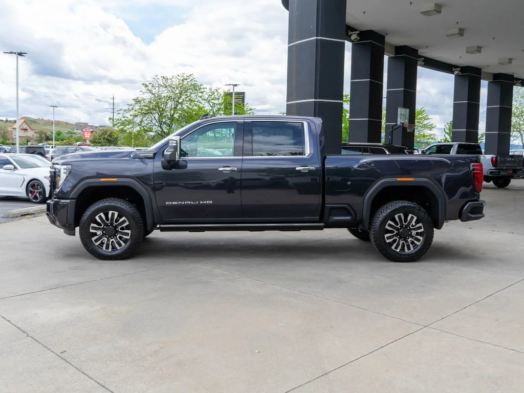 New 2026 Titanium Rush Metallic GMC Denali Ultimate image 4