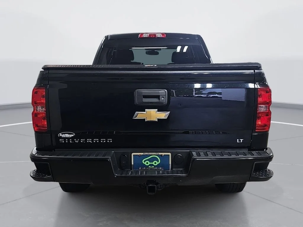 Used 2016 Black Chevrolet LT image 5