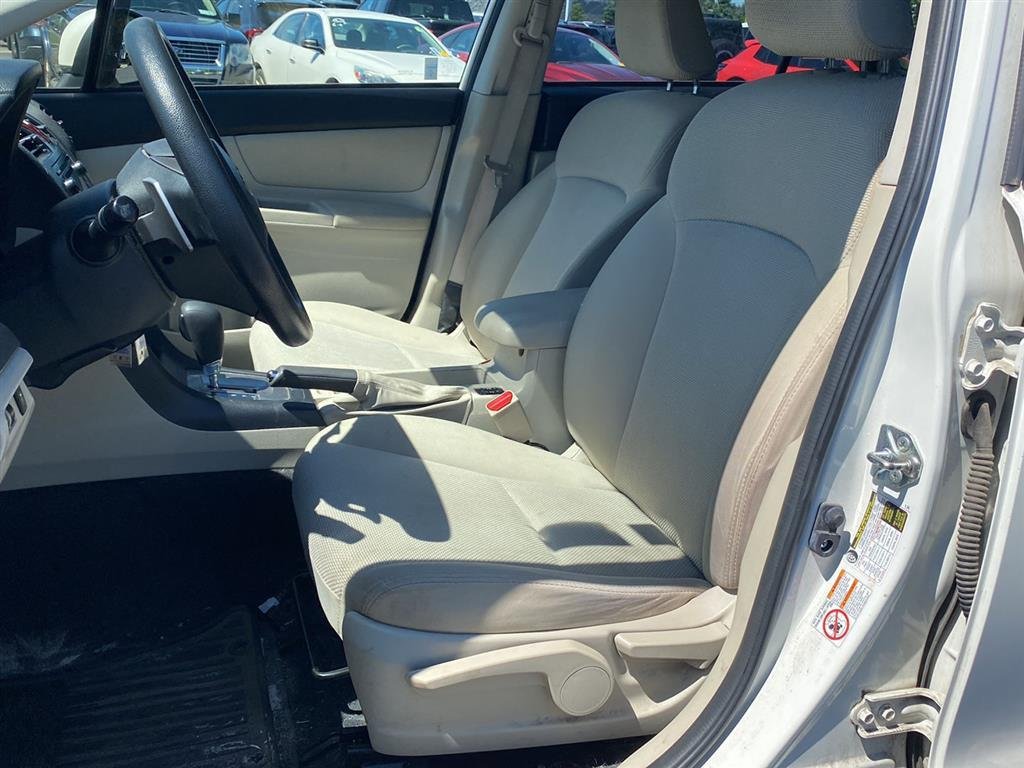 Used 2014 Satin White Pearl Subaru Premium image 2