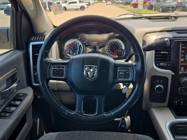 Used 2016 Bright White Clearcoat Ram Lone Star image 15