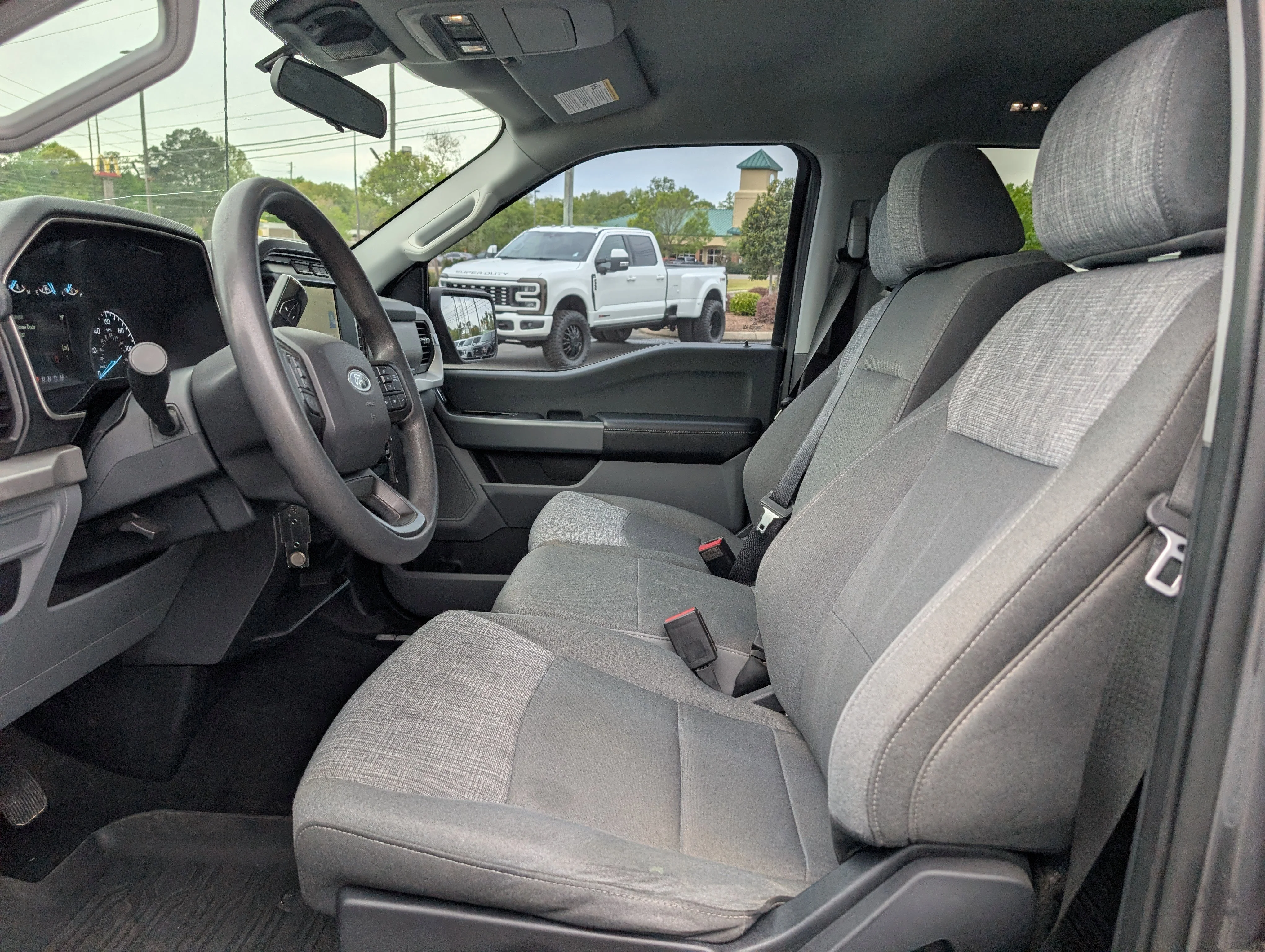 Used 2023 Gray Metallic Ford XLT image 18