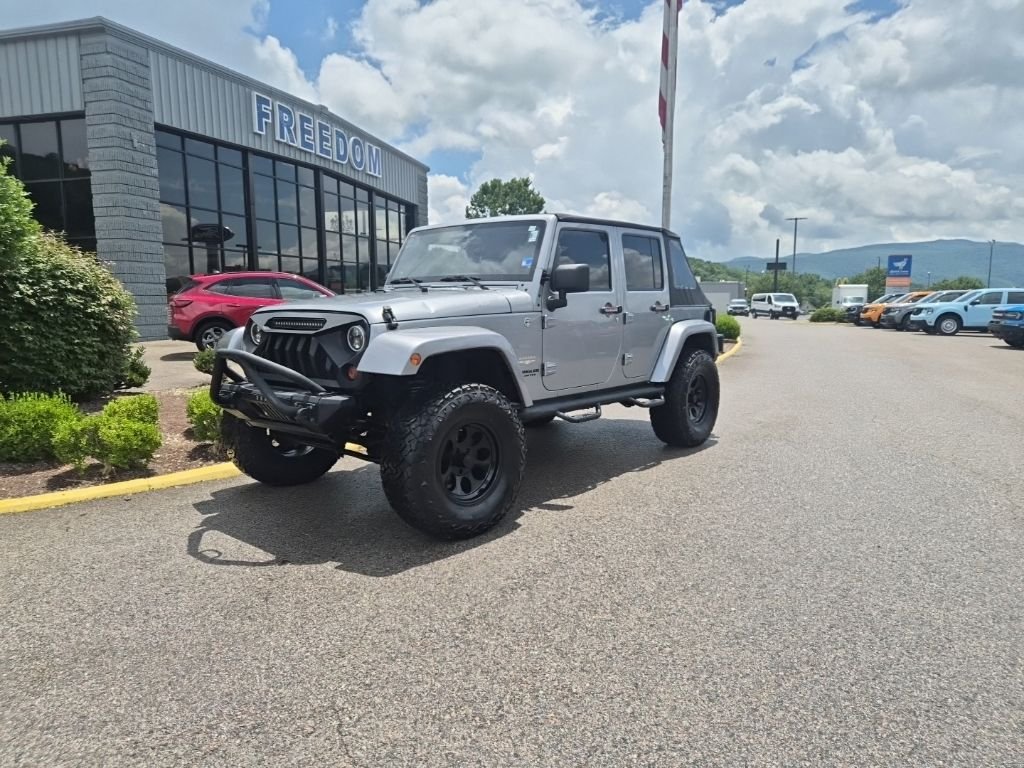 2013 Jeep Wrangler Unlimited Sahara
