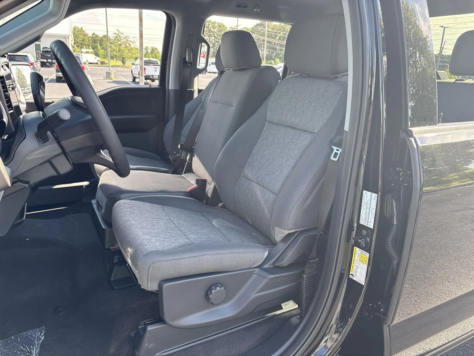 New 2026 Agate Black Metallic Ford XLT image 14