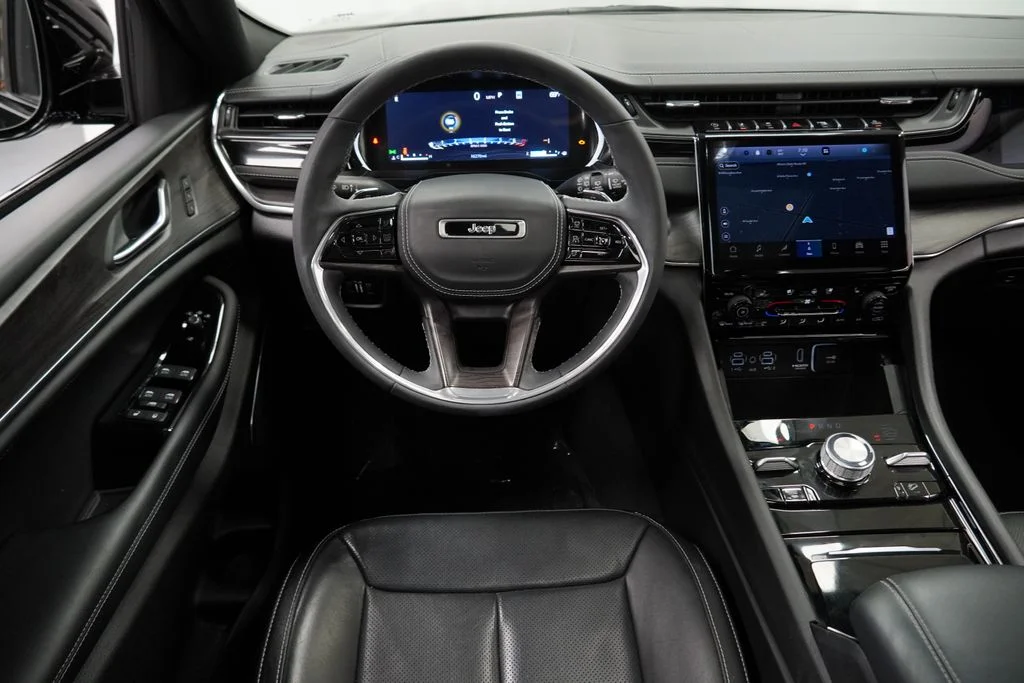 Used 2023 Black Jeep Overland image 23