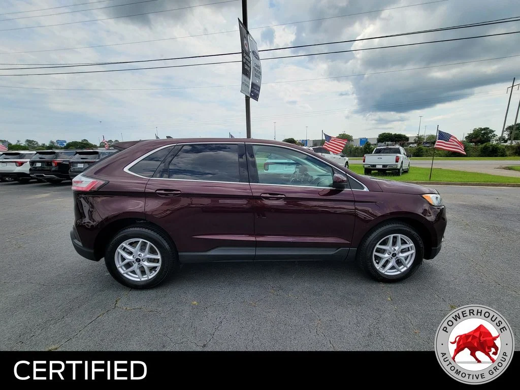 Used 2023 Red Ford SEL image 6