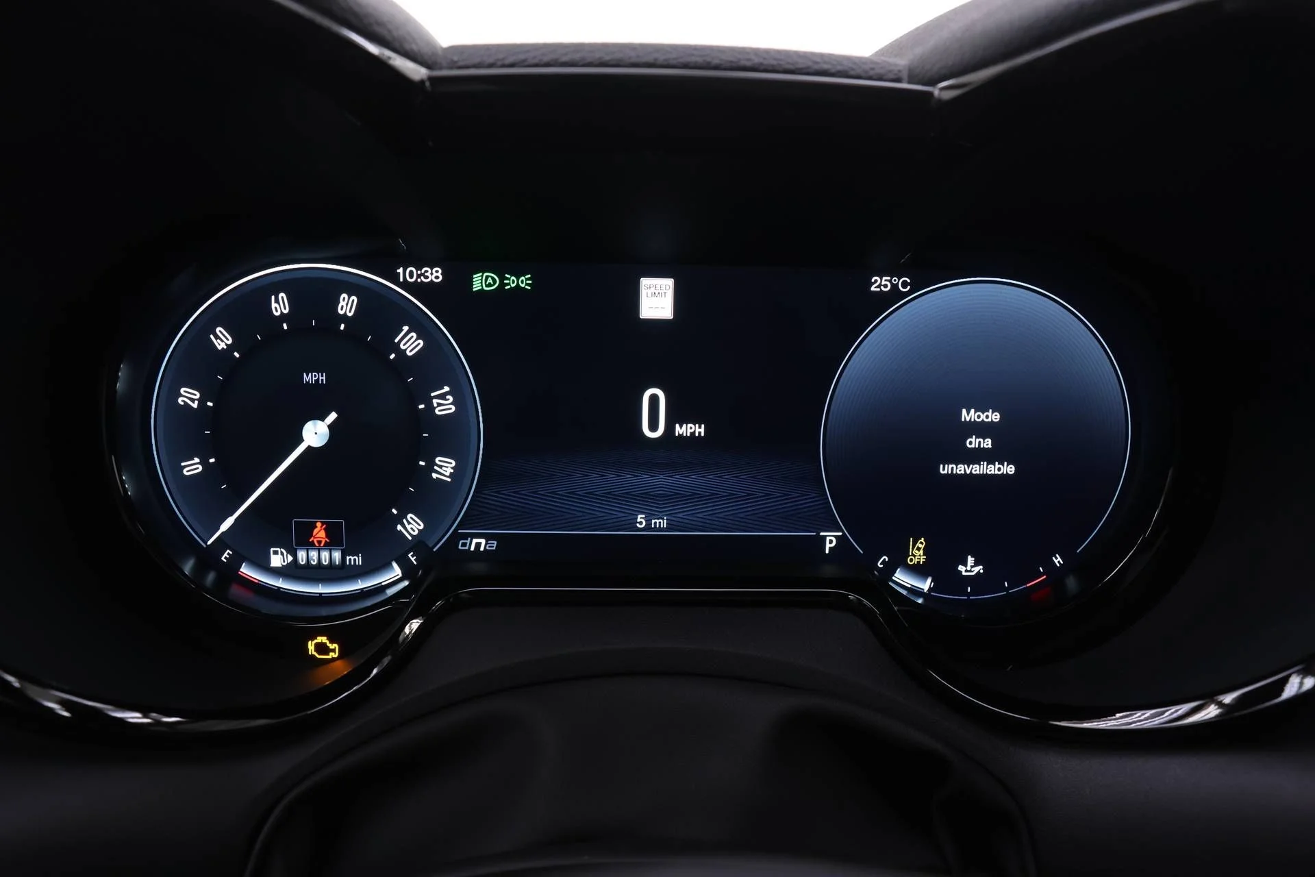 New 2026 Milano White Exterior Paint Alfa Romeo Base image 10