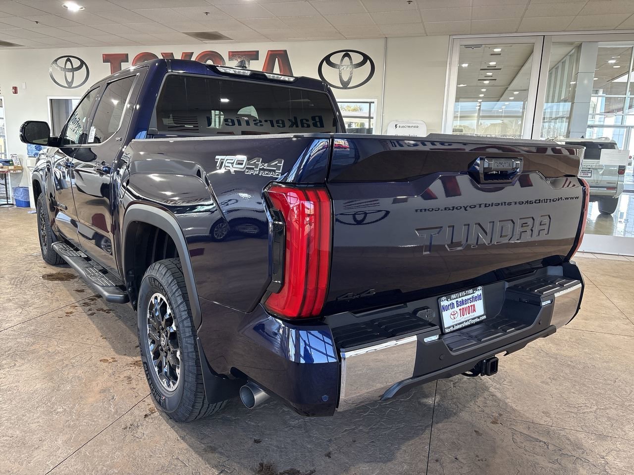 2026 Toyota Tundra SR5 - Photo 8