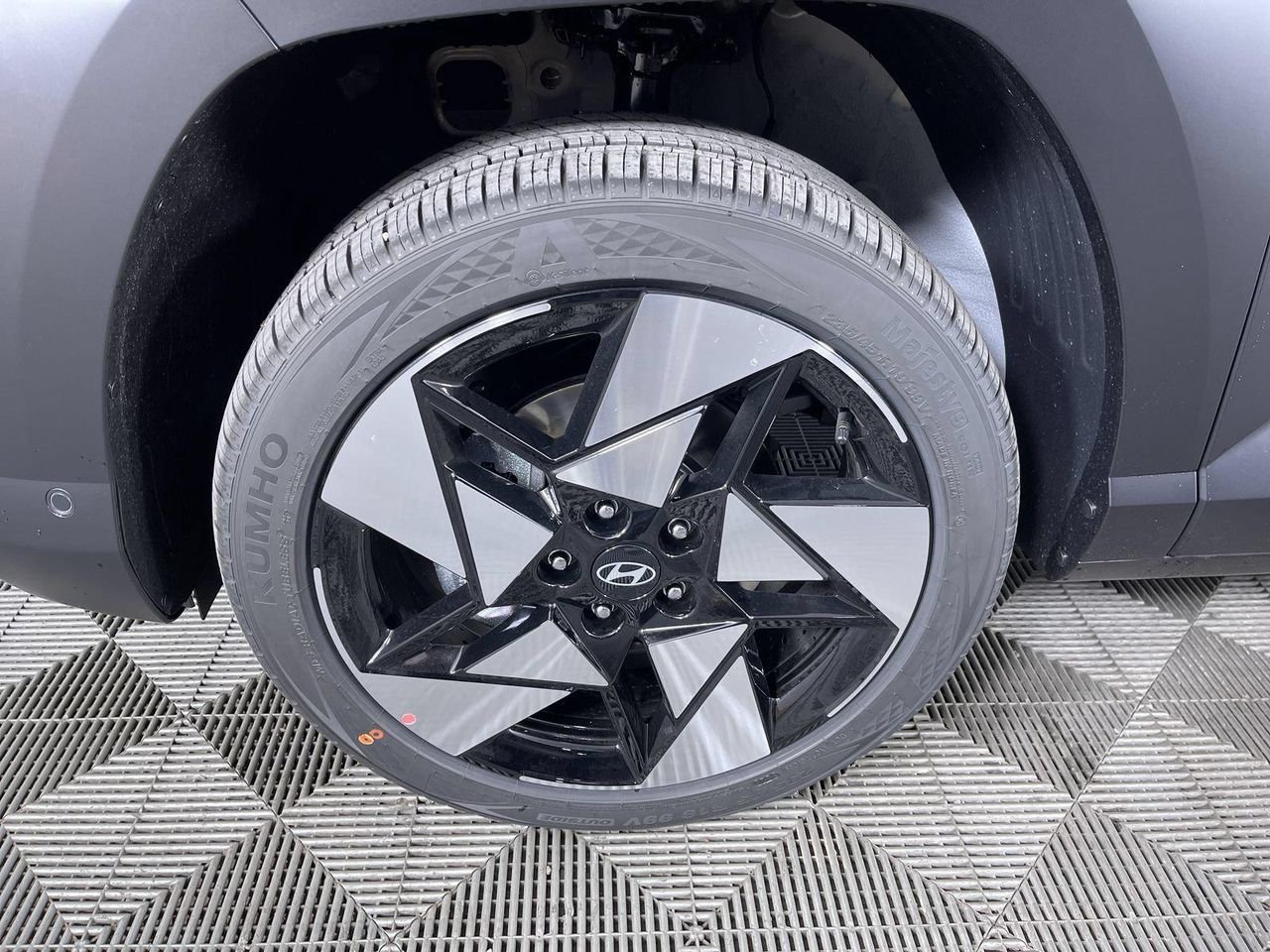 New 2026 Cyber Gray Metallic Hyundai Limited AWD image 9
