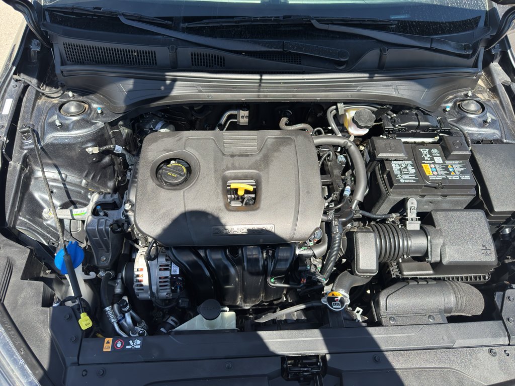 Used 2023 Gravity Gray Kia GT-Line image 37