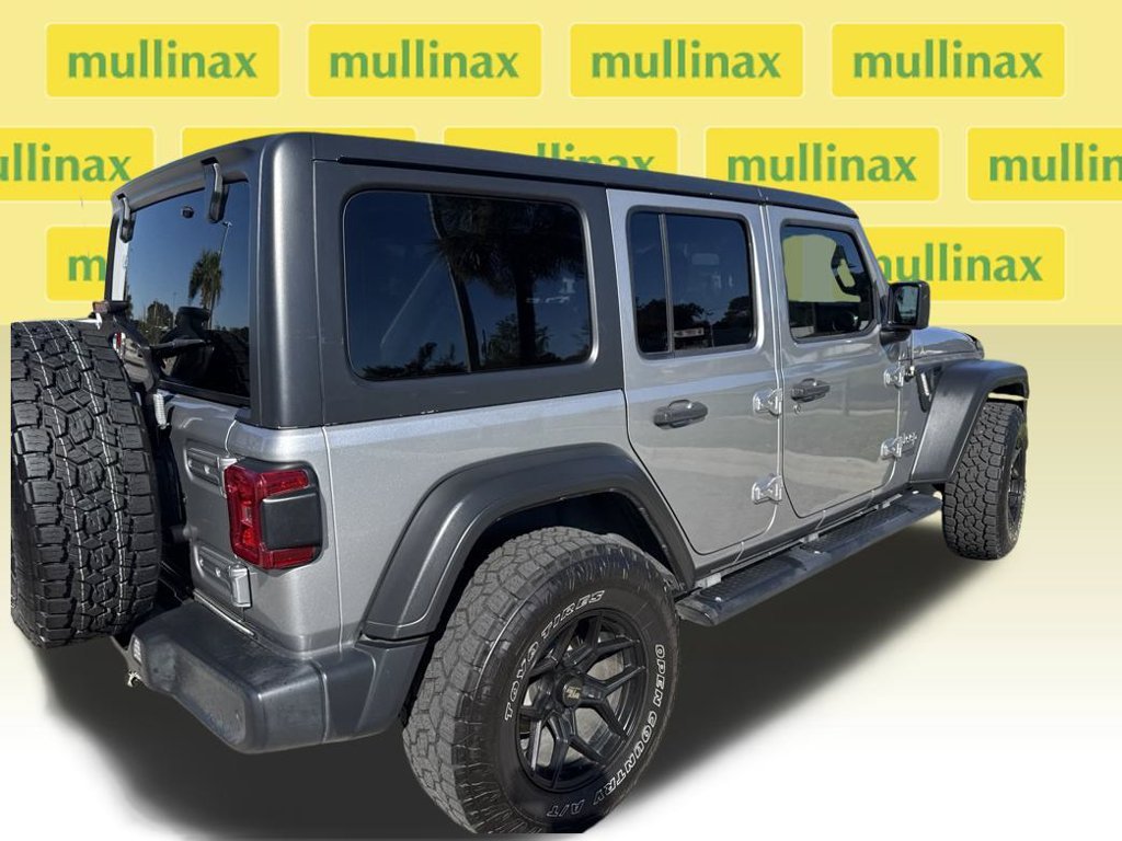 Used 2021 Silver Jeep Unlimited Sport S image 3