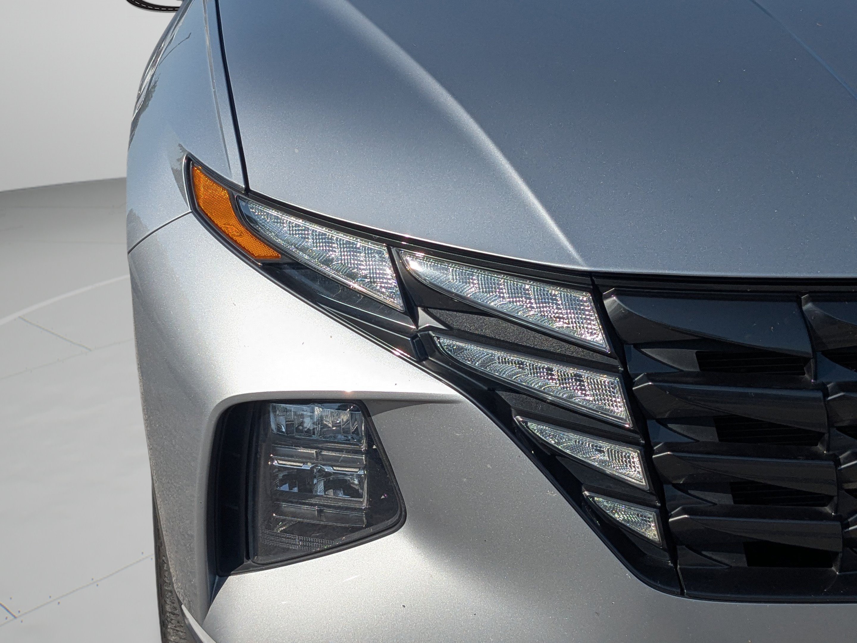 Used 2023 Shimmering Silver Hyundai SEL image 31