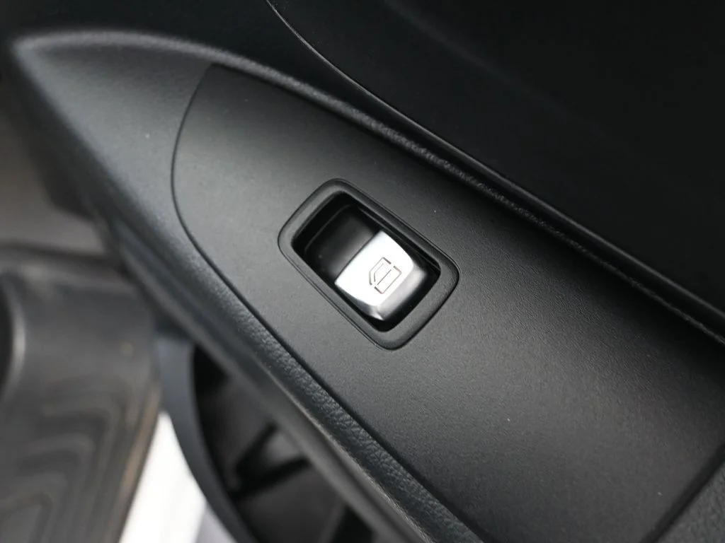 Used 2023 White Mercedes-Benz Cargo image 37