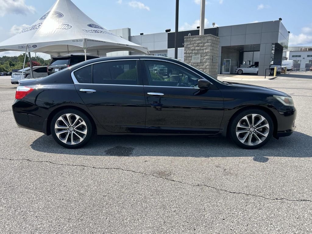 Used 2014 Crystal Black Honda Sport image 3