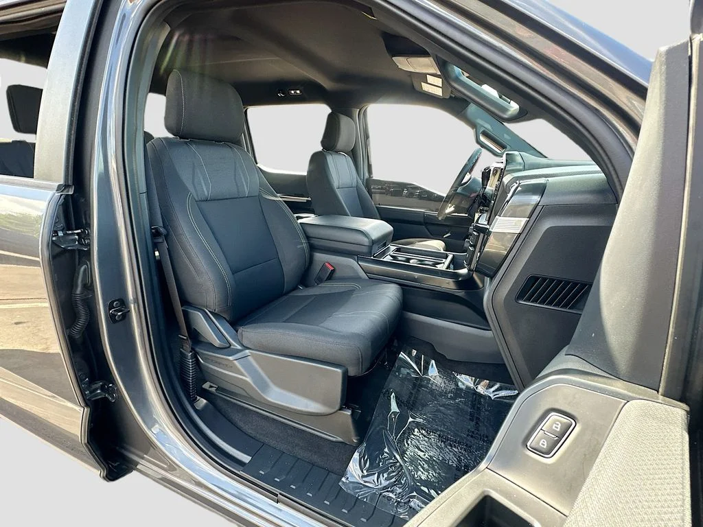 Used 2025 Gray Ford STX image 25