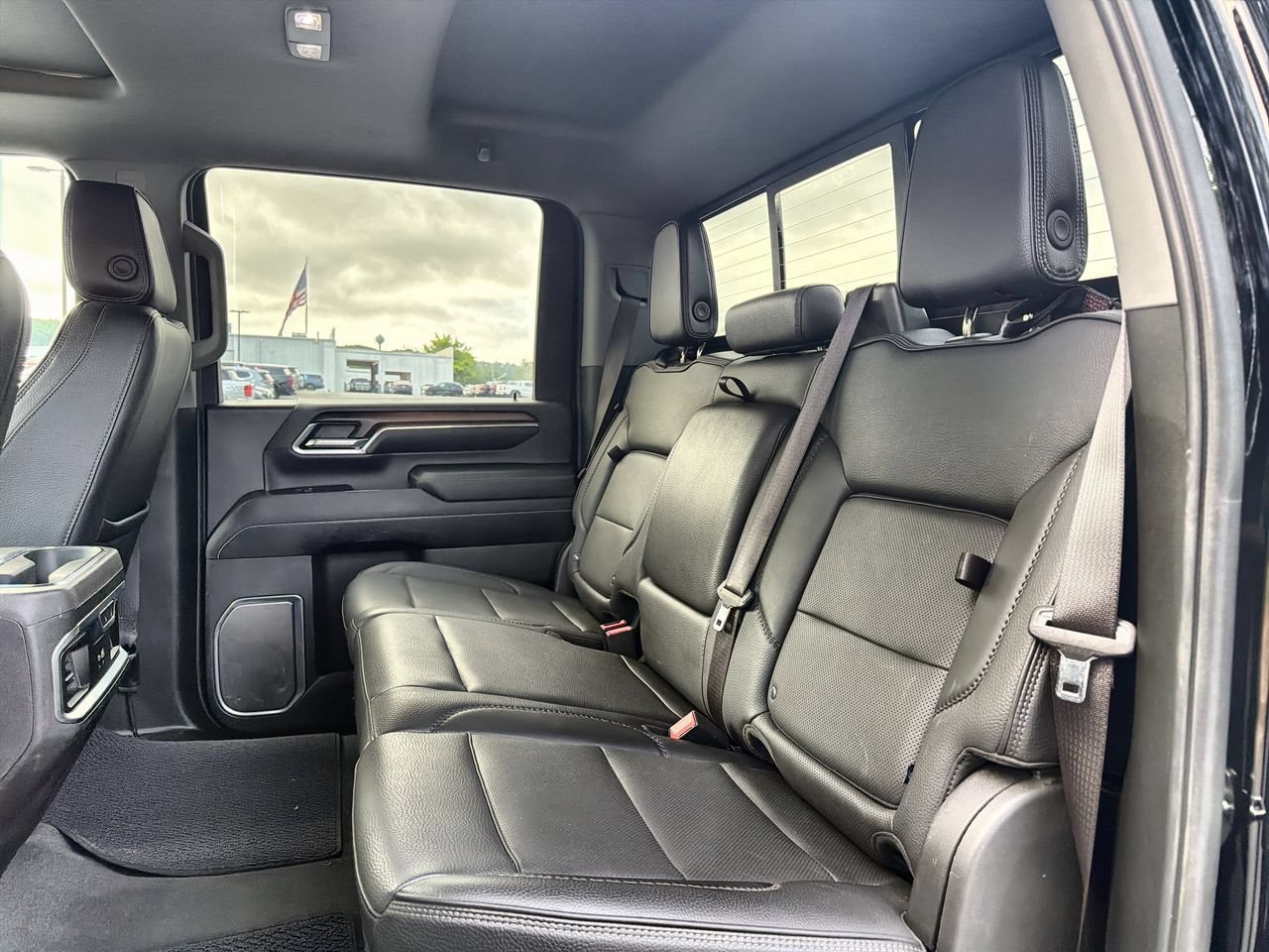 Used 2024 Onyx Black GMC Denali image 20
