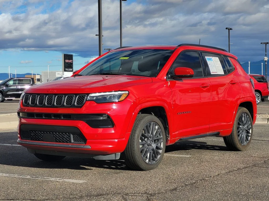 Used 2024 Red Jeep Limited image 4