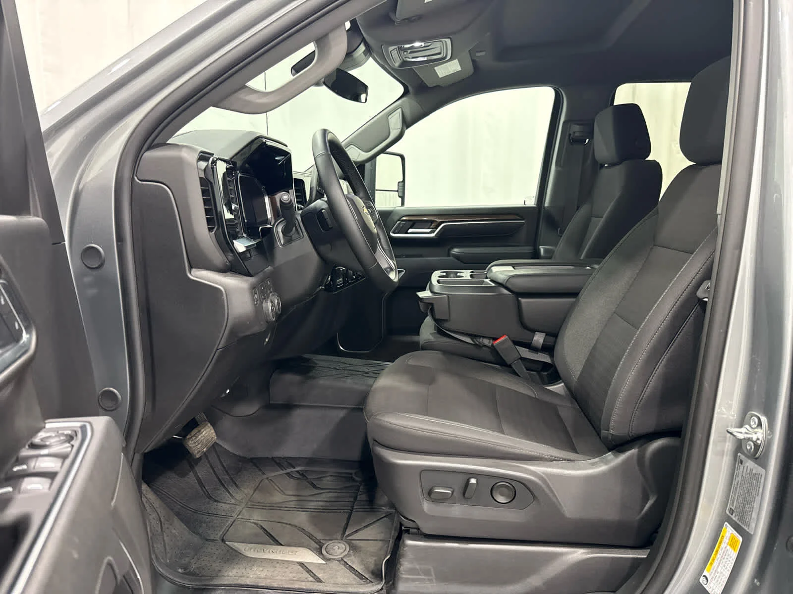 Used 2026 Sterling Gray Metallic Chevrolet LT image 11