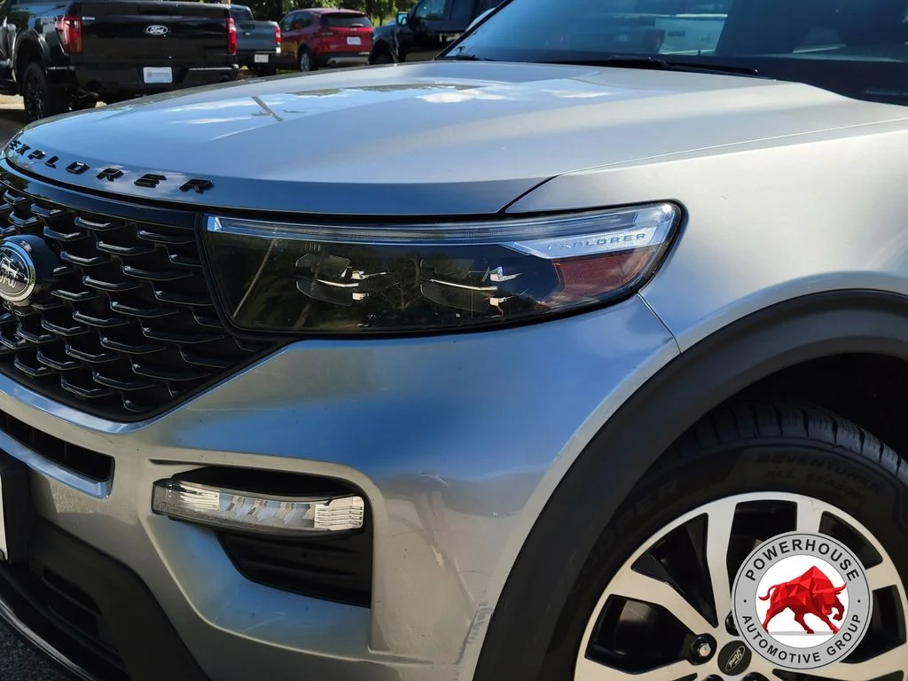 Used 2023 Silver Ford ST-Line image 10