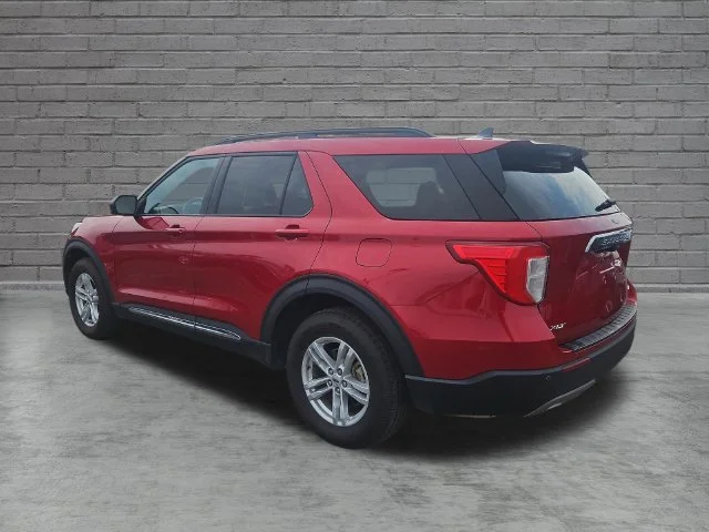 Used 2023  Ford XLT image 8
